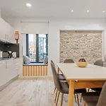 Tanoeiros By An Island Apartament