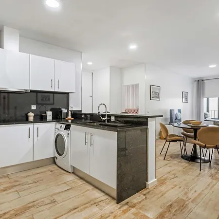 Apartment Tanoeiros By An Island *