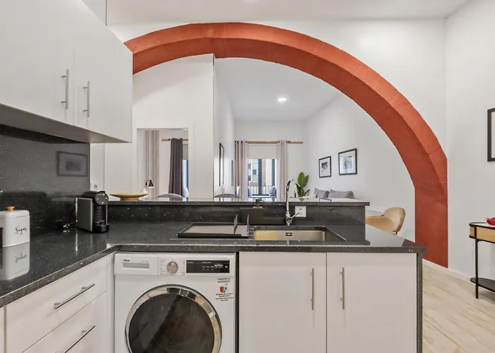 Tanoeiros By An Island Apartament