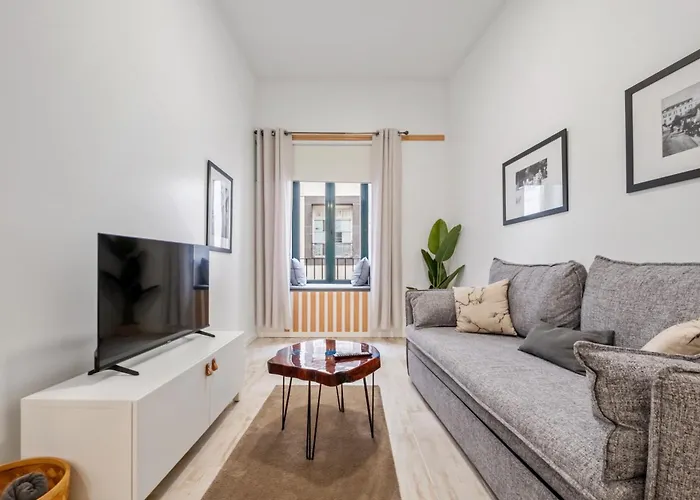 Tanoeiros By An Island Funchal (Madeira)