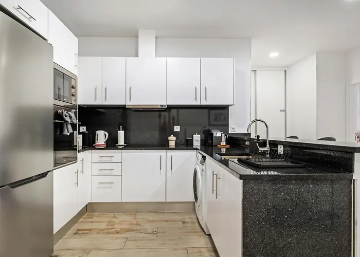 Apartament Tanoeiros By An Island *